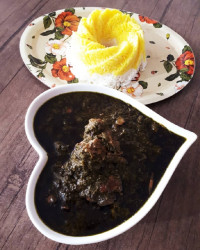 خورش سبزی و پلوشوشتری
