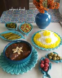 خورش فسنجان با مرغ