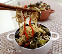 خوراک سبزیجات با نودل