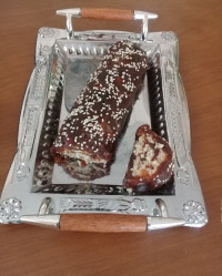 رول خرمای مغزدار