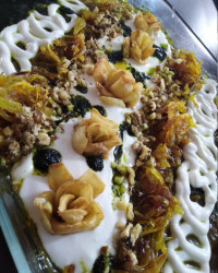 کشک بادمجان باگلهای رز ازنوع سیر