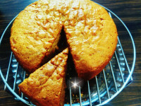 کیک خرمالو (طبق دستور پاپیون عزیزم)