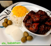 جوجه فسنجونی و برنج زعفرانی