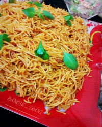 اسپاگتی ویژه باعطرآویشن