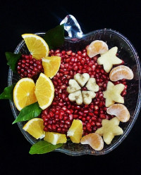 سالاد میوه یلدایی