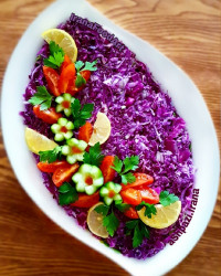 سالاد کلم و جعفری