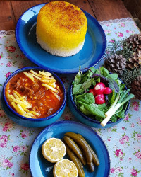 قیمه و پلو زعفرونی