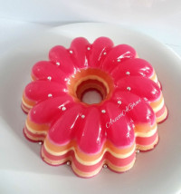 ژله رنگی رنگی
