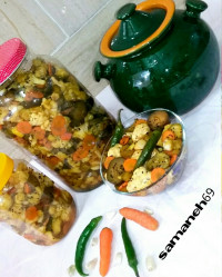 ترشی مخلوط خونگی