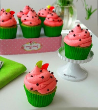 کاپ کیک هندوانه ای کاپ کیک یلدا کاپ کیک ویژه ی یلدا