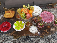 میز یلدا۹۷،ژله هندوانه.ژله حباب دار،باسلوق،کیک کدوحلوایی،چیز کیک انار،پاپ کورن،پرتقال ژله ای