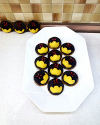 شکلات اناری یلدایی