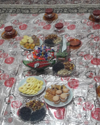این هم سفره یلدا من