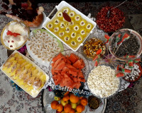 میز یلدایی در کنار خانواده عزیزم