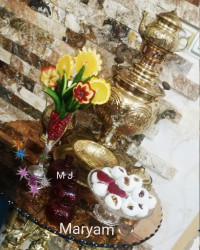 باسلوق خانگی وگلدان میوه یلدایی