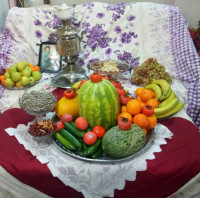 یلدا خونه مادربزرگ