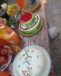 کیک قابلمه ای ..برای جشن یلدا مدرسه