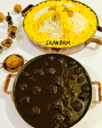 خورش فسنجون با گوشت قلقلی