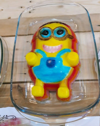 ژله مینیون سه بعدی