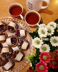 شکلات اناری یلدایی