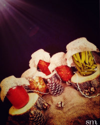 ترشی و شور و رب گوجه