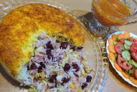 ته چین آلبالو پلو مرغ