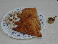 سمبوسه سمبوسه-پیتزای