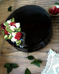 کیک با سس براق