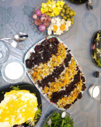 عدس پلو با کشمش و خرما