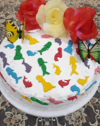 کیک خامه ای با تزئین فوندانت