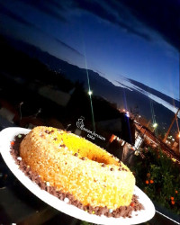 کیک زعفرانی مخصوص