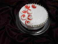 کیک یهویی من باتزیین ساده