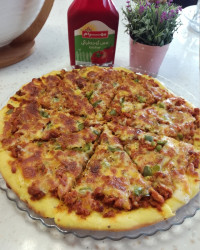 بازم پیتزا خوشکل من