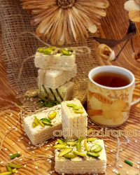 شیرینی میکادو