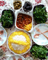 خورش قیمه آلو بخارا