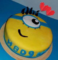 کیک تولد مینیون