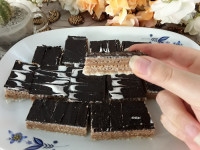 میشکا یا همون شیرینی میکادو خوشمزه عاشق طعمشم