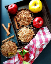 کرامبل سیب و به