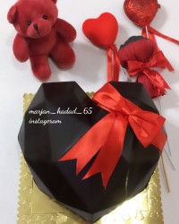 کیک قلب سورپرایز شکلاتی