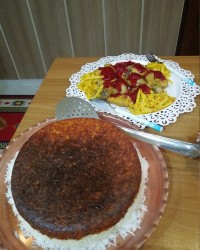 مرغ با سس زرشک