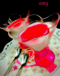 پاناکوتا توت فرنگی