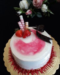 کیک خامه ای با روکش بریلو