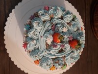 اولین کیک خامه ای من واسه روزمادر