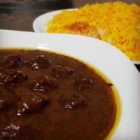 فسنجان با گوشت قلقلی