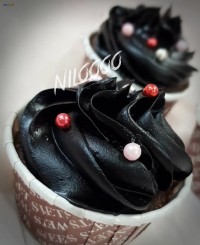 کاپ کیک با کرم شکلاتی