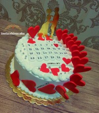 کیک تقویم عاشقانه