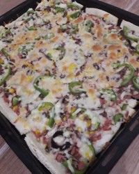 اینم پیتزای بابا پز