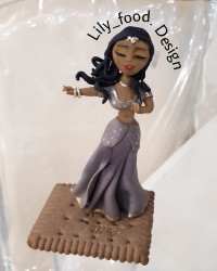 عروسک فوندانتی