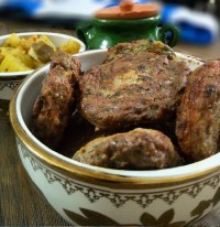 کوکوی ماهی کیلکا با سبزی معطر