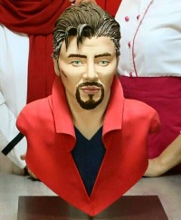 باست کیک ، کیک نیم تنه ، نیم تنه خوراکی ، bust cake